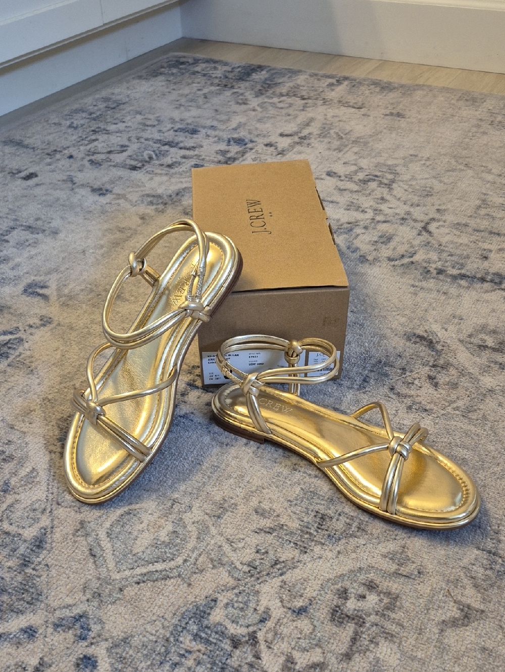J. Crew Gold Knotted Strap Flat Sandals Size 8 EUC
